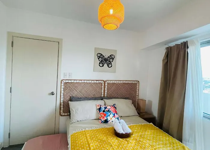 1bedroom Unit In Qc - Free Swimming *