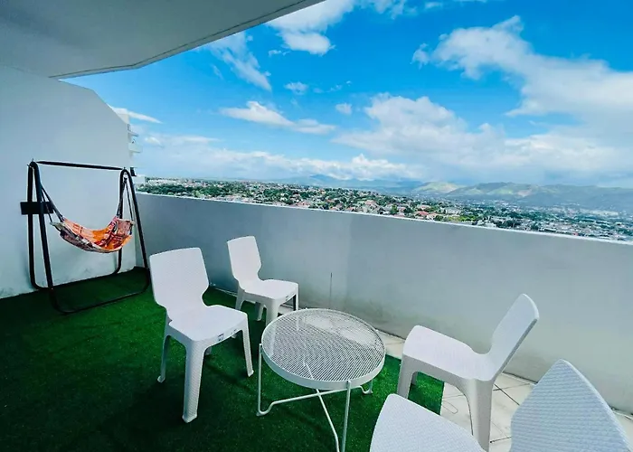 1bedroom Unit In Qc - Free Swimming *