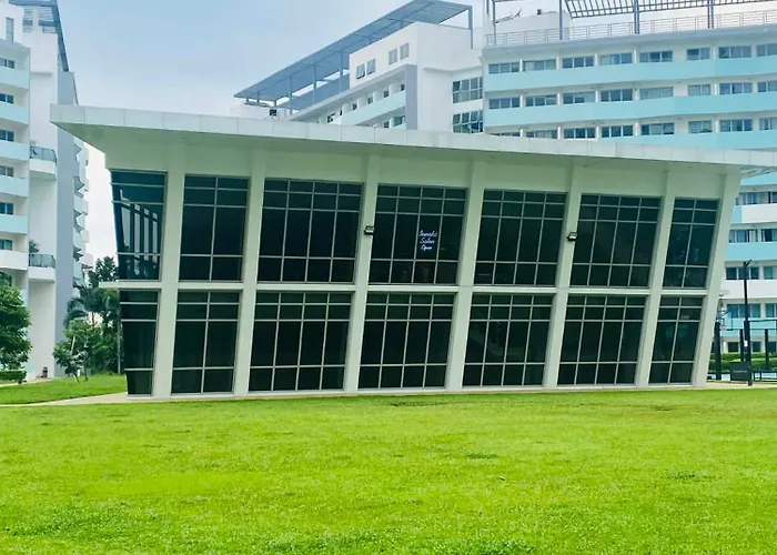 1bedroom Unit In Qc - Free Swimming Manila
