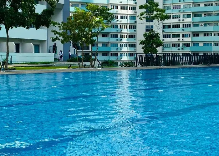Aparthotel 1bedroom Unit In Qc - Free Swimming *
